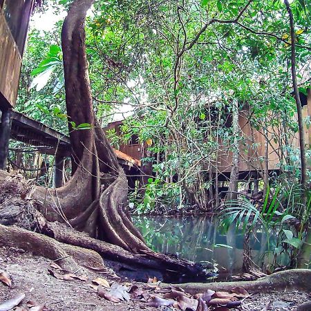 Hotel Kangaroo Y Restaurante Rio Dulce Luaran gambar