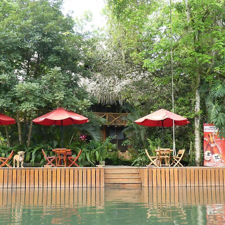 Hotel Kangaroo Y Restaurante Rio Dulce Luaran gambar