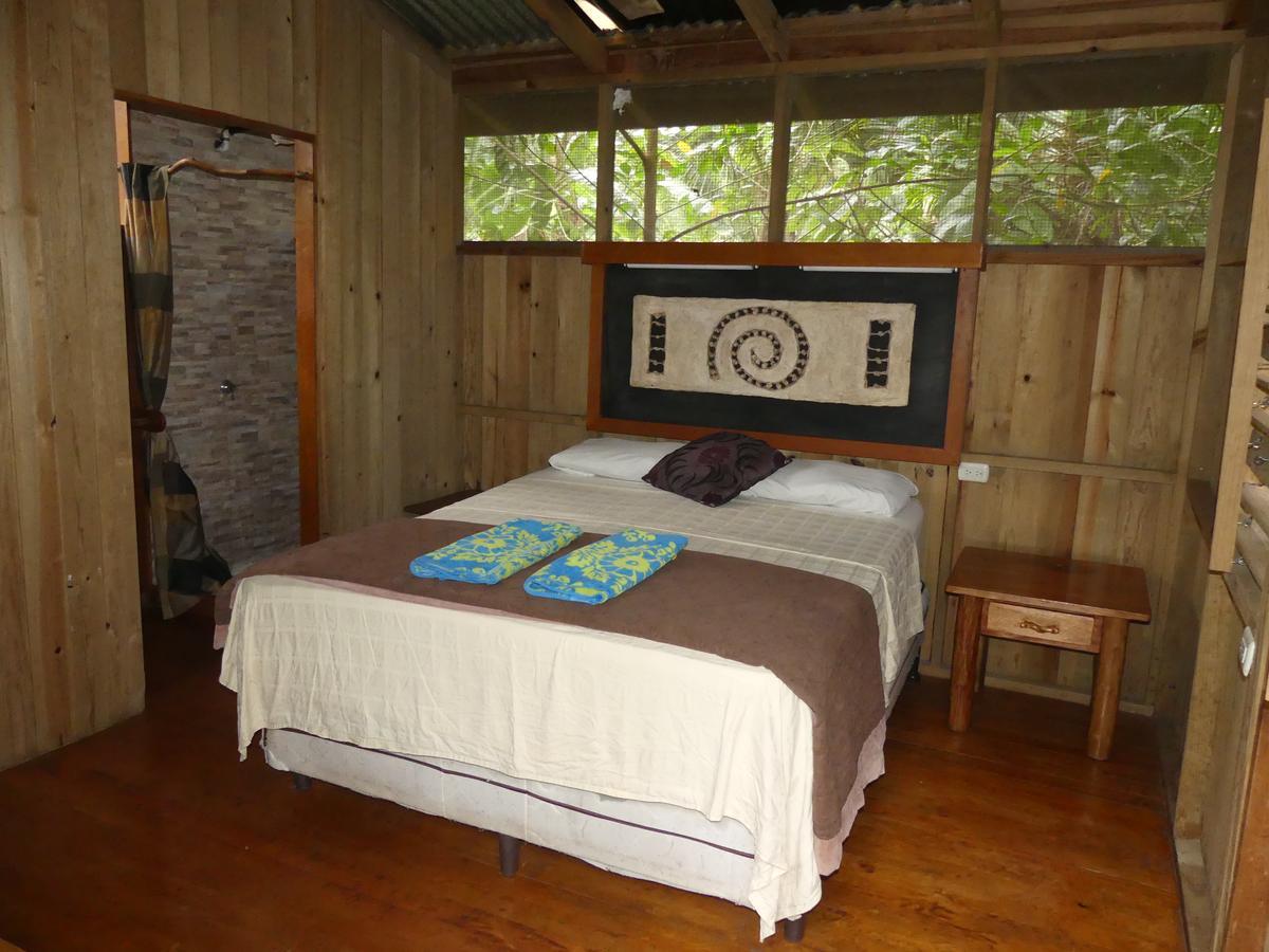 Hotel Kangaroo Y Restaurante Rio Dulce Luaran gambar