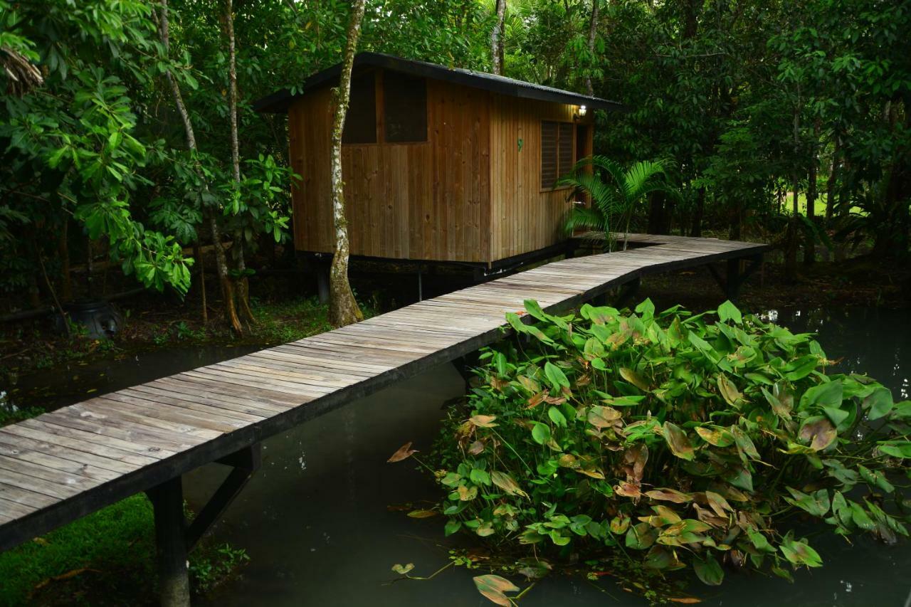 Hotel Kangaroo Y Restaurante Rio Dulce Luaran gambar