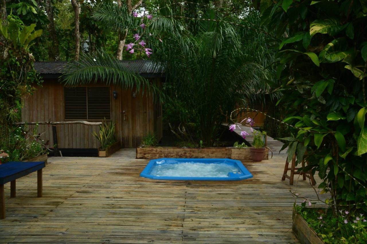 Hotel Kangaroo Y Restaurante Rio Dulce Luaran gambar