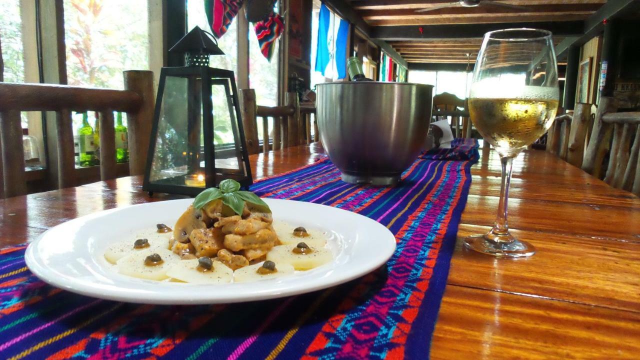 Hotel Kangaroo Y Restaurante Rio Dulce Luaran gambar
